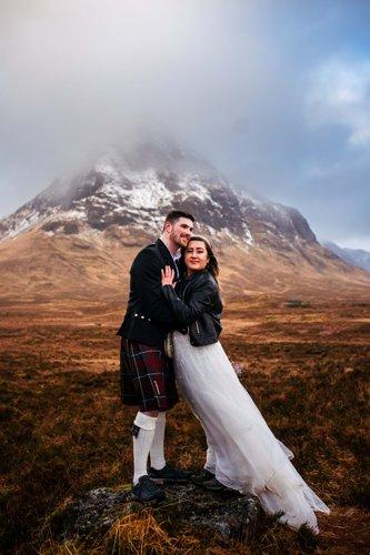 mobile - carousel-hero-element image-9