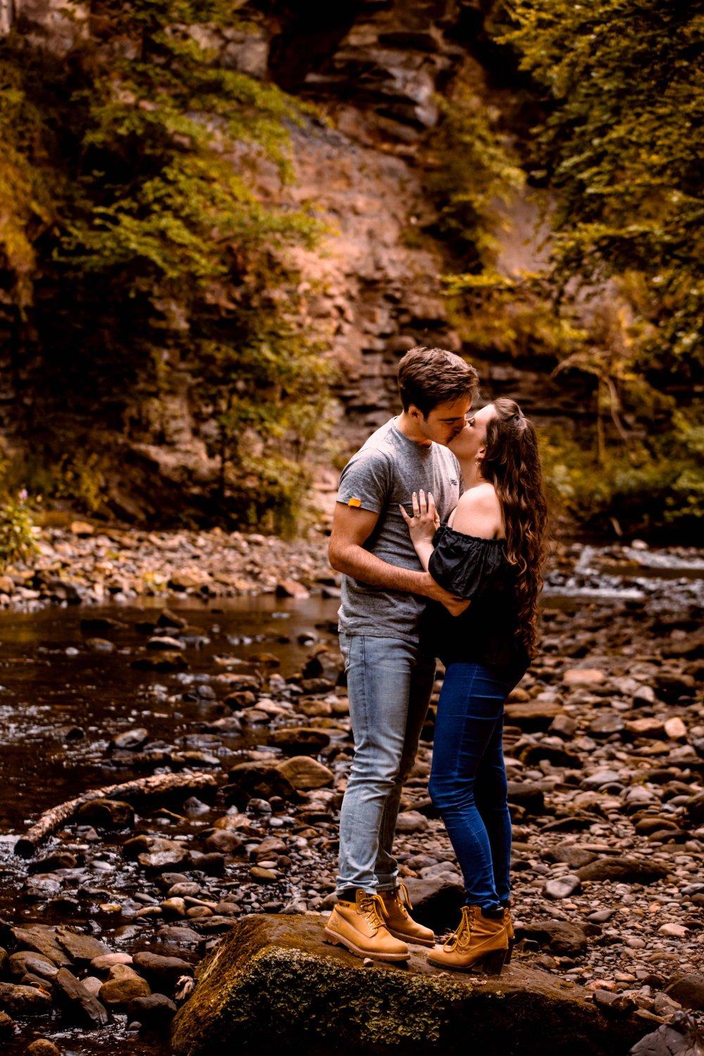 carousel-hero-element image-19