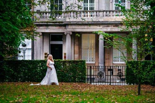 mobile - carousel-hero-element image-14