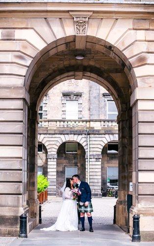 mobile - carousel-hero-element image-2