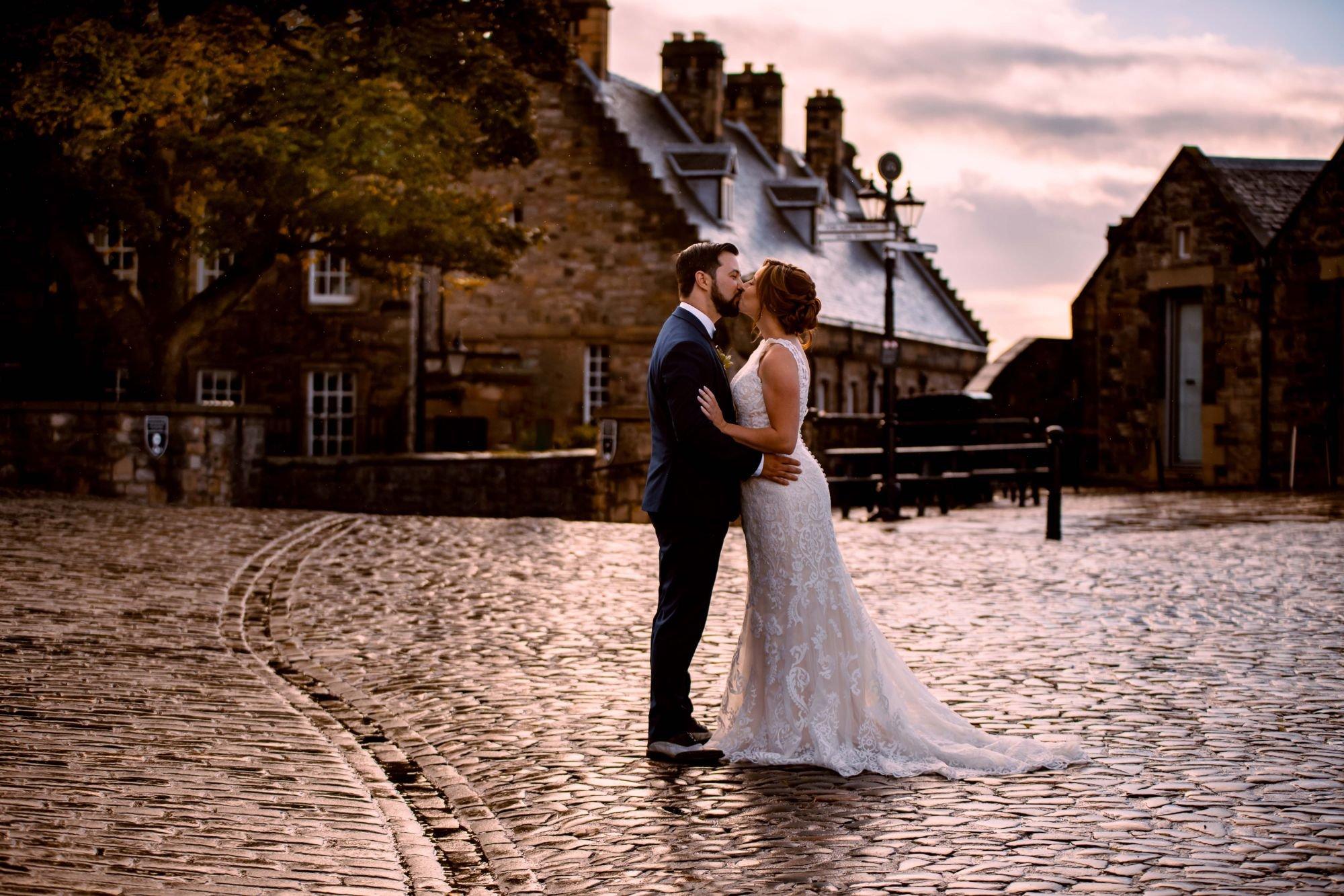 carousel-hero-element image-0